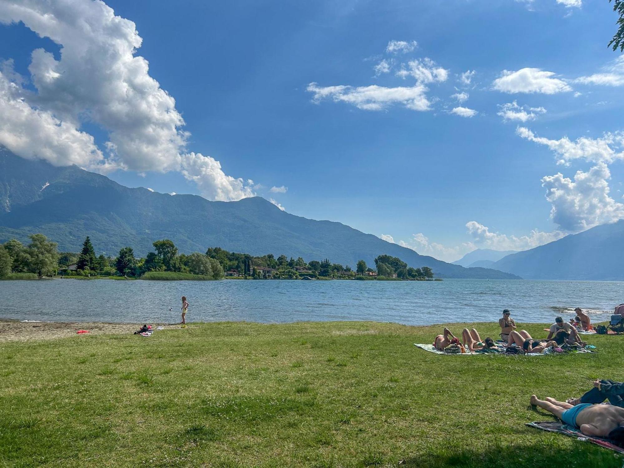 Dascio Silence Ferienwohnung Mit Panorama Balkon Bagian luar foto
